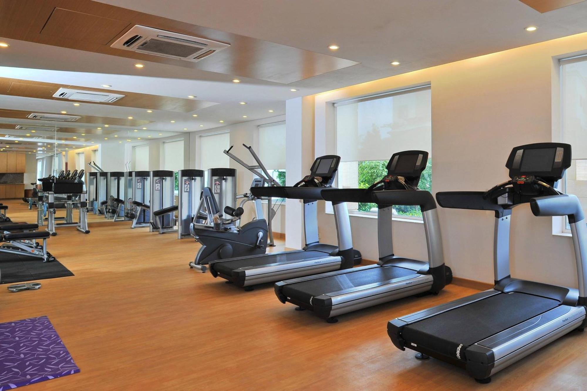 Four Points By Sheraton Hotel And Serviced Apartments Púna Exteriér fotografie